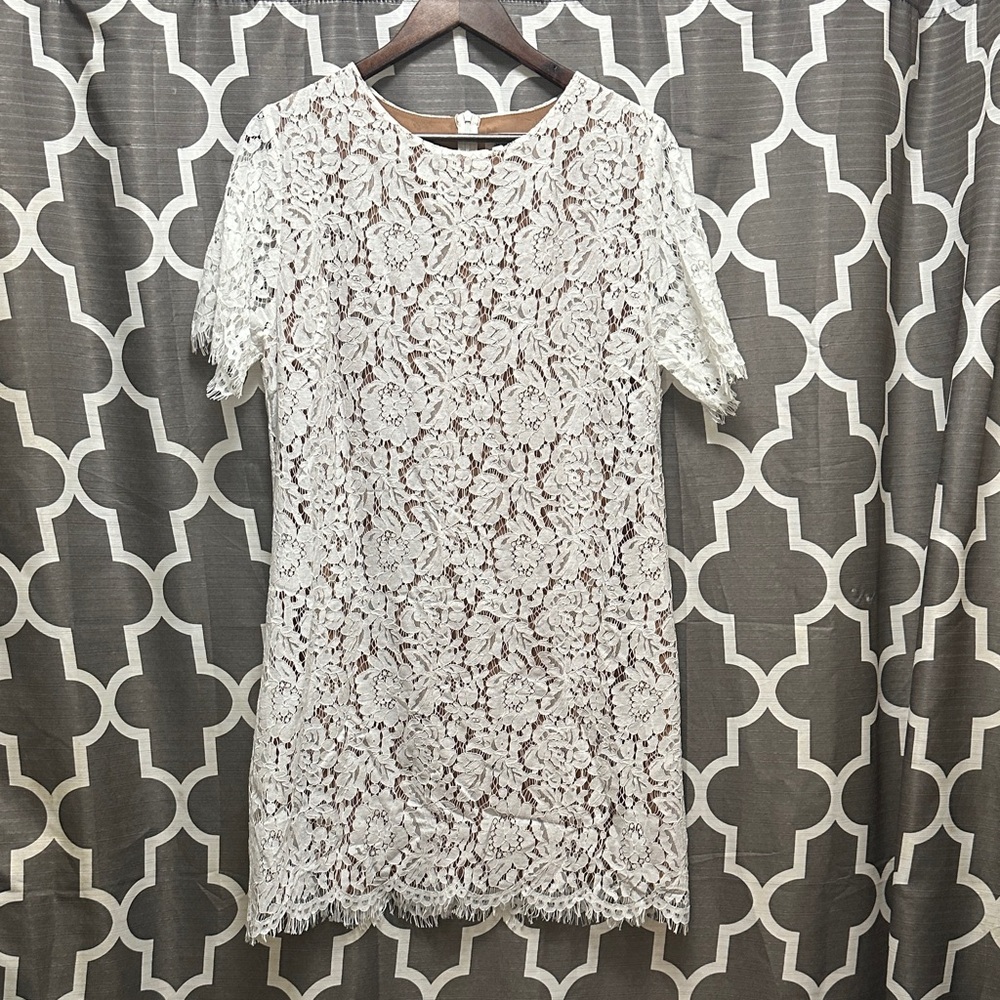 Elegant White Lace Dress
